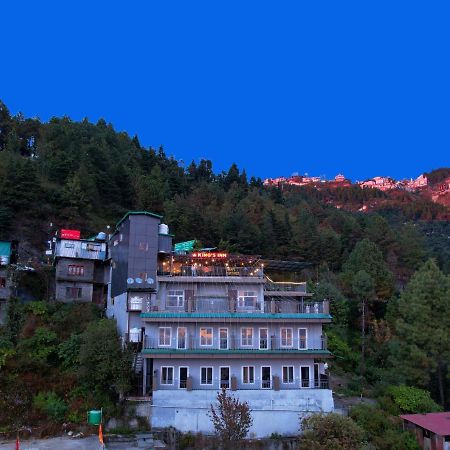 Hotel Kings Inn ムスーリー エクステリア 写真