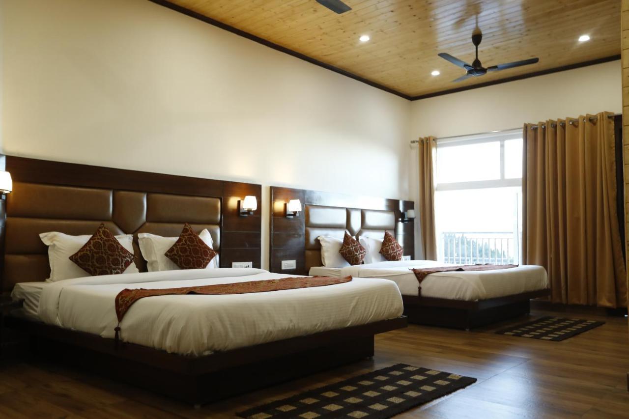 Hotel Kings Inn ムスーリー エクステリア 写真